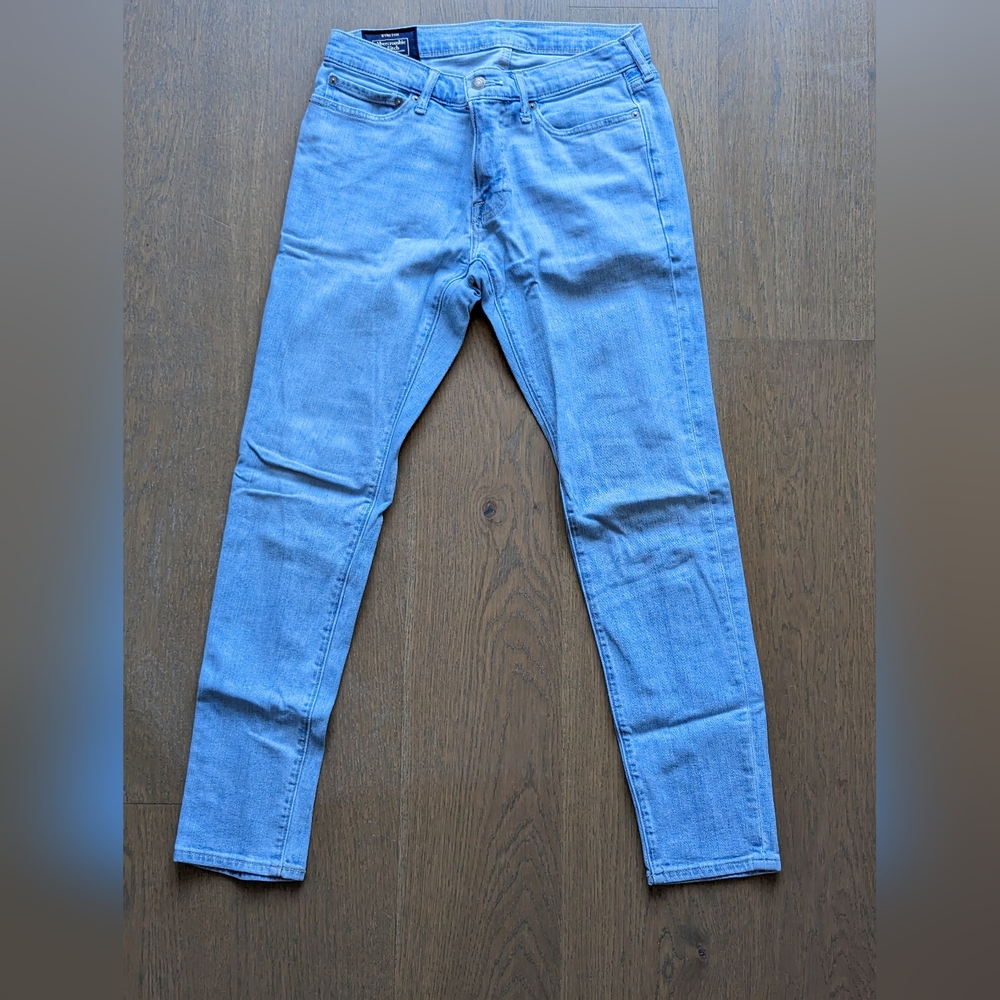 Light-Wash Skinny Jeans
